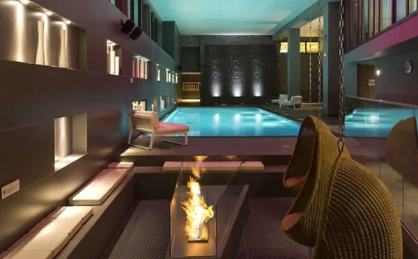 Chamonix Heliopic Hotel pool