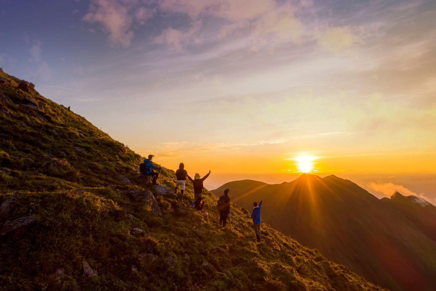 Trekking,Vietnam's,Mountain,,Fansipan,,Sapa,Viet,Nam