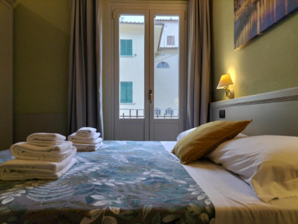 Hotel Camilla Bedroom2