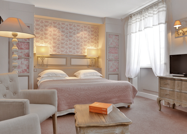 Les Glycines room