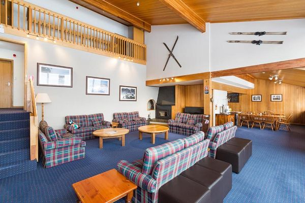 Valhalla Lodge reception