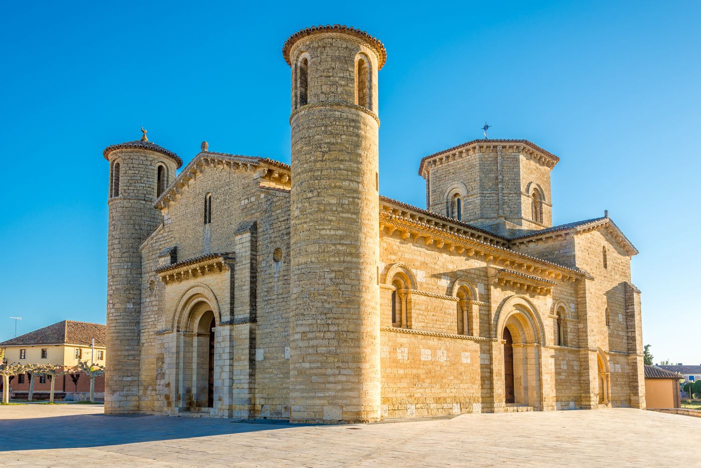 View-of-the-Historic-Romanesque-Church-of-San-Martin-Spain