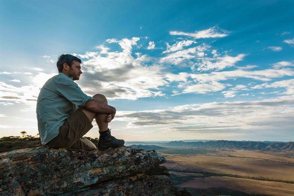 Walker at Flinders Ranges lookout
