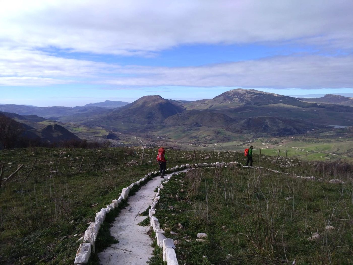 Walkers on the route of Magna Via Francigena